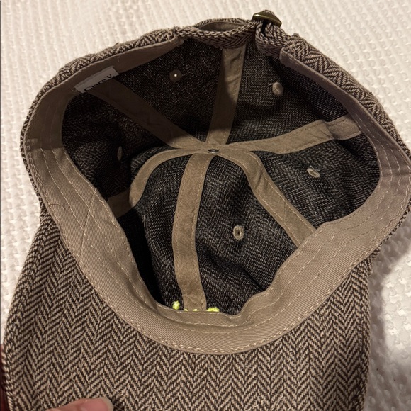 Clare V Brown Herringbone Cap - Picture 3 of 3